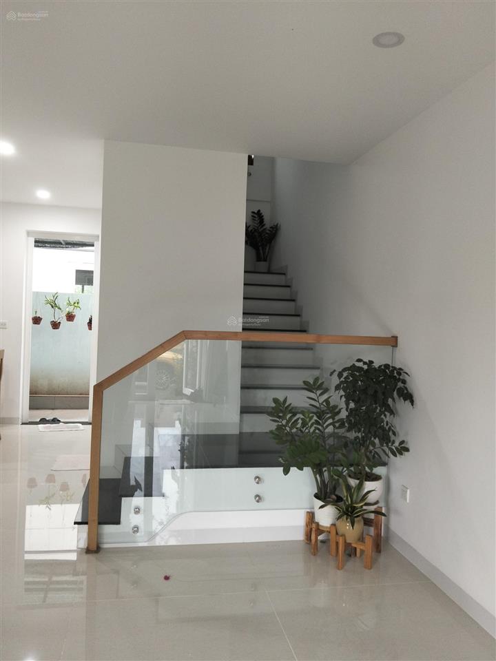 Bán 2 căn nhà phố dragon village nội thất đầy đủ giá 8.x tỷ