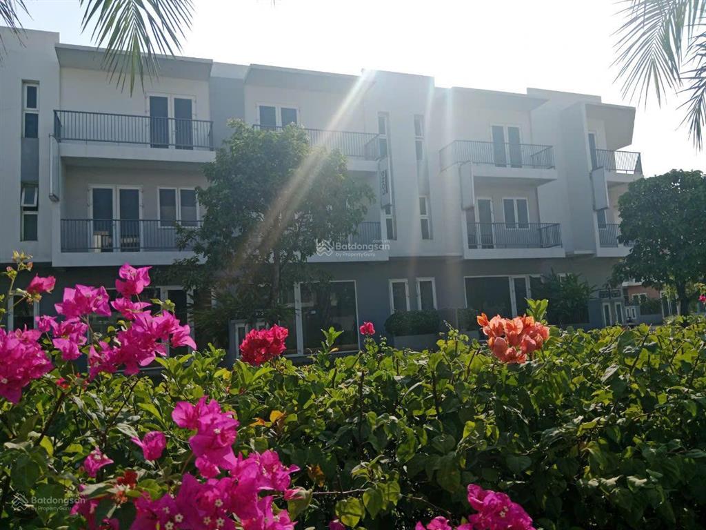 Đi canada định cư cần bán gấp căn shophouse dragon village trục 30m giá 7.450 tỷ