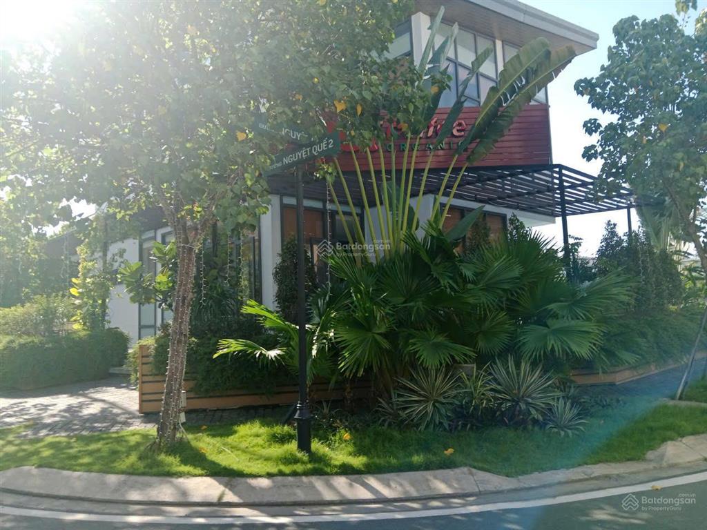 Bán biệt thự căn gốc 165m2 khu compoud long trường  hcm