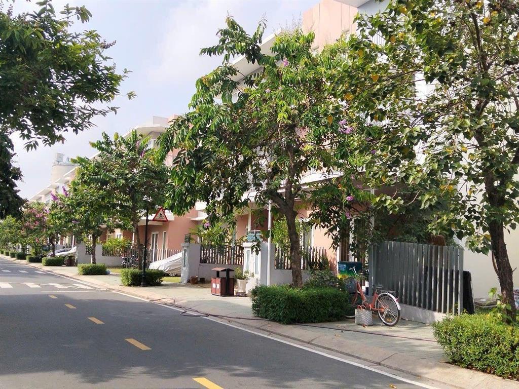 Bán gấp căn nhà phố dragon village view công viên giá chỉ 7,450 tỷ