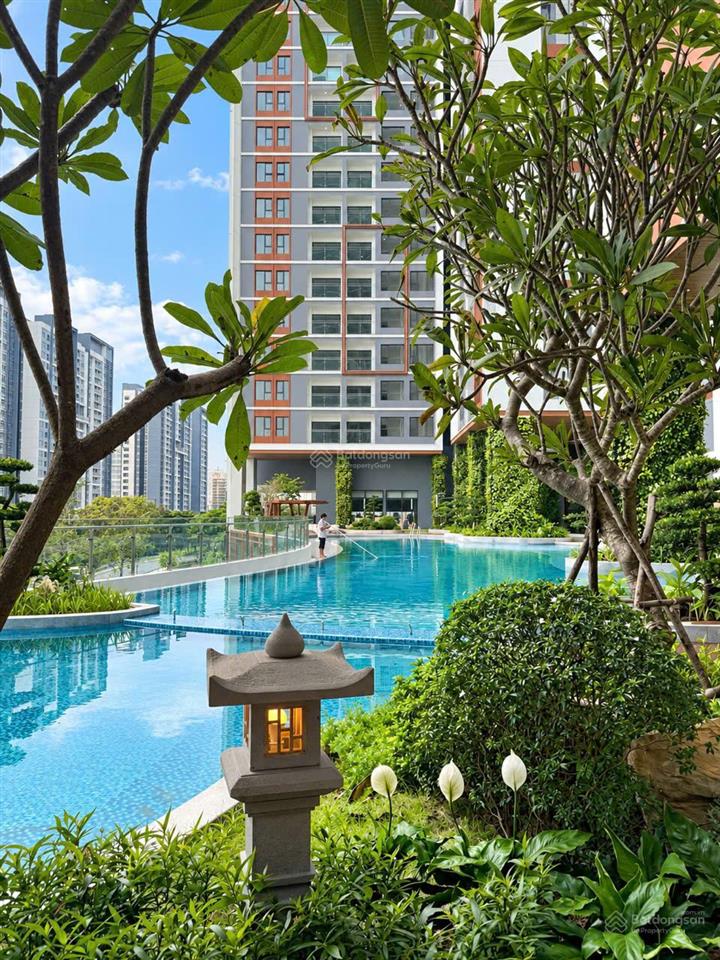 Bán căn 2 pn (căn gốc) essensia sky giá chỉ từ 5,5x tỷ  0934 002 ***