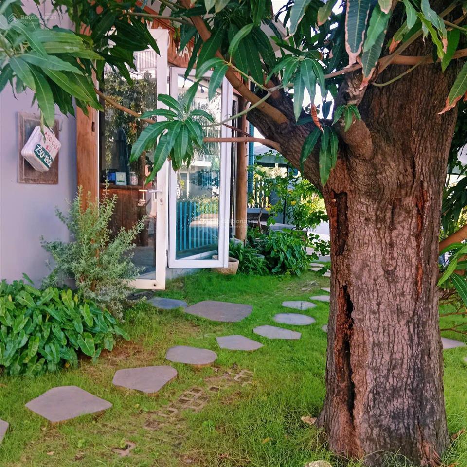 Bán 1 căn nhà phố view công viên giá 6,6 tỷ  0934 002 ***