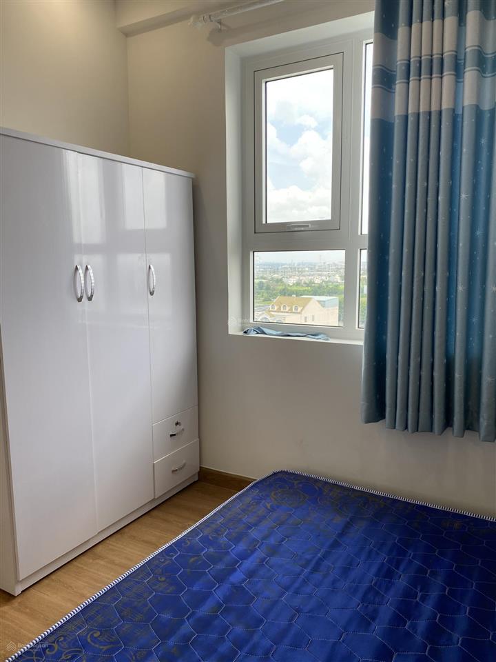 Bán căn hộ 2pn 2wc giá 3tỷ6 tặng nội thất như hình chung cư moonlight boulevard gần bến xe miền tây