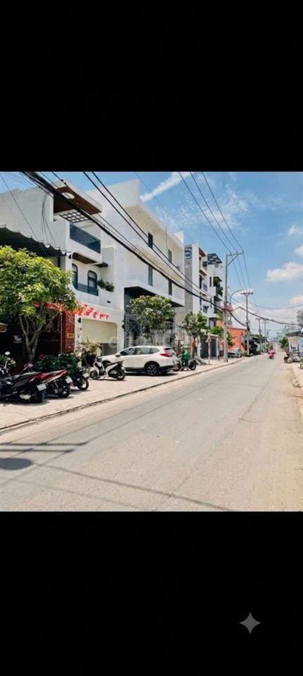 Nhà mới xây, mặt tiền đường, Trệt, lửng, 3 lầu, 4PN, Thạnh Lộc 31, Q12