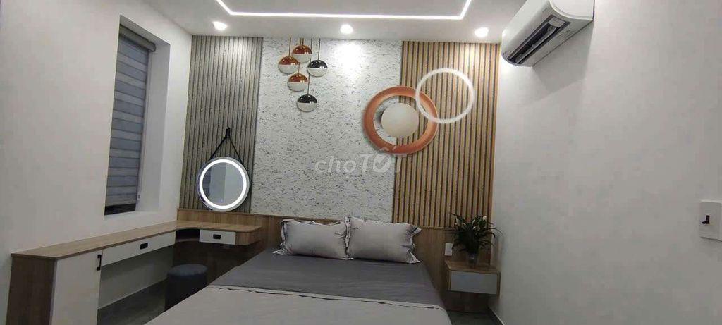 Nhà mới xây, mặt tiền đường, Trệt, lửng, 3 lầu, 4PN, Thạnh Lộc 31, Q12