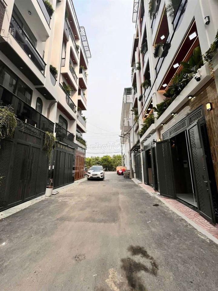 Nhà mới xây, Đường 7m, khu VIP, 1 trệt, 1 lửng, 3 lầu, Thới An, Q12
