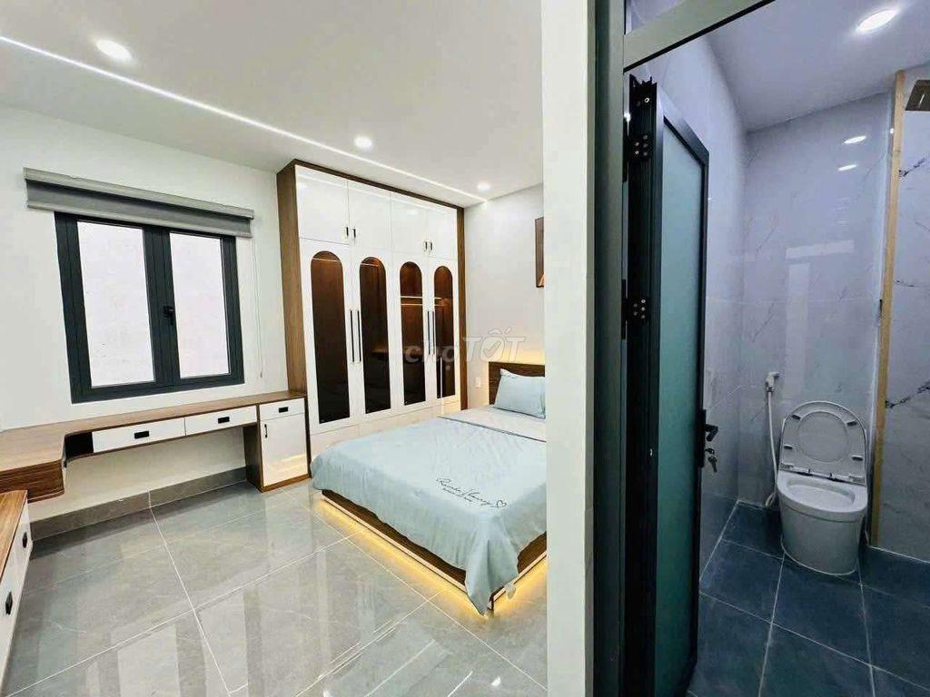 Nhà mới xây, đường 8m, khu VIP, 5tầng, Nguyễn Ảnh Thủ, Hiệp Thành, Q12