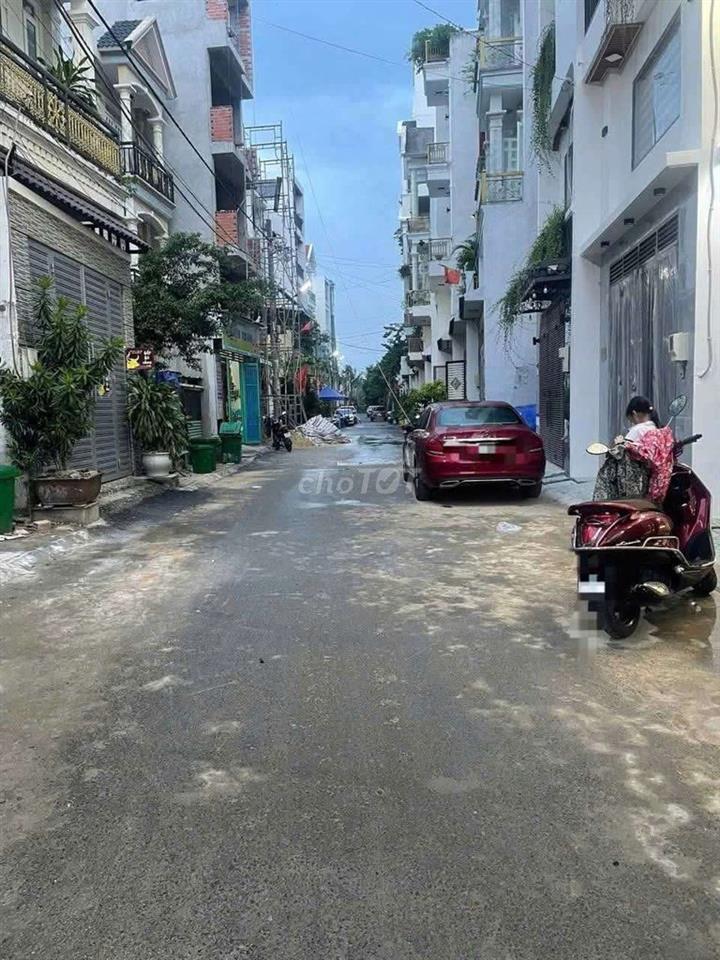Nhà mới xây, đường 8m, khu VIP, 5tầng, Nguyễn Ảnh Thủ, Hiệp Thành, Q12