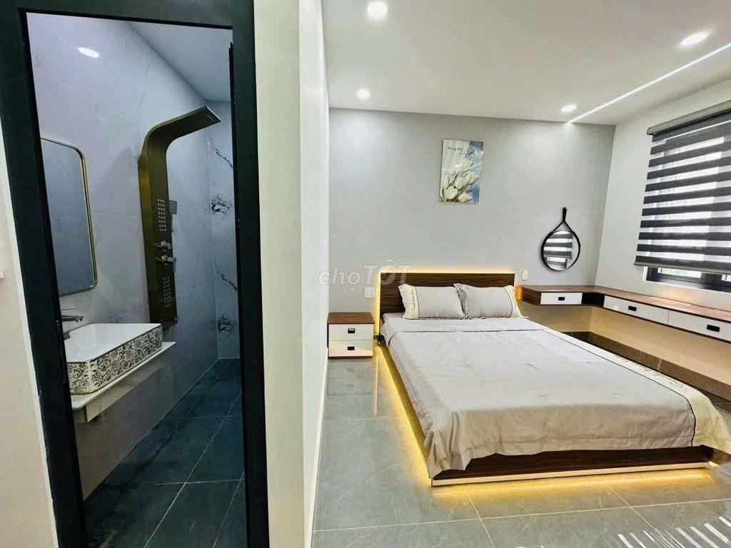 Nhà mới xây, đường 8m, khu VIP, 5tầng, Nguyễn Ảnh Thủ, Hiệp Thành, Q12