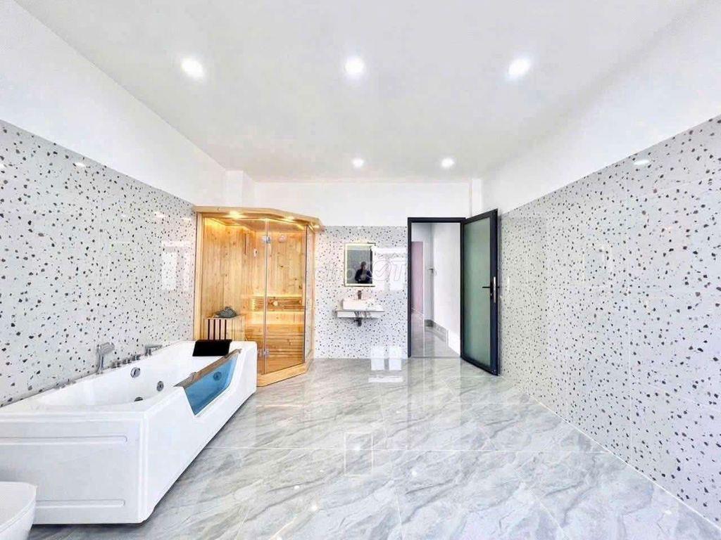 Nhà xây mới, có Thang Máy, đường 14m, Khu VIP, 5tầng, Thới An 16. Q12 