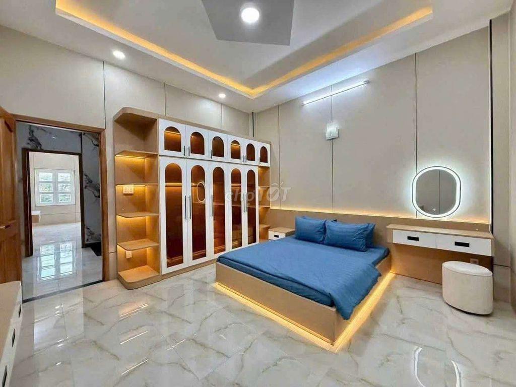 Nhà mới đẹp, Đường 7m, (4,5x18) 3tầng, 4PN, Lê Thị Riêng, Thới An, Q12