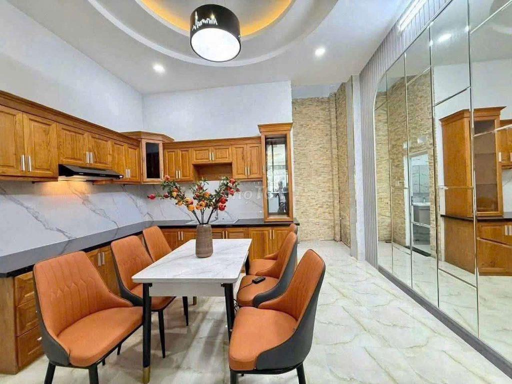 Nhà mới đẹp, Đường 7m, (4,5x18) 3tầng, 4PN, Lê Thị Riêng, Thới An, Q12