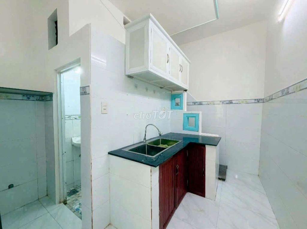 Bán Nhà đẹp, trệt, 2 lầu, 4 PN, sân thượng, hẻm 3m, Thạnh Lộc, Q12