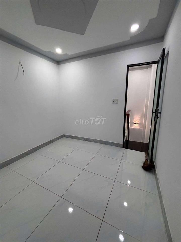 Bán Nhà đẹp, (3,2x6,5) đúc 1 lầu, 2PN, Thới An, Q12, gần Lê Văn Khương