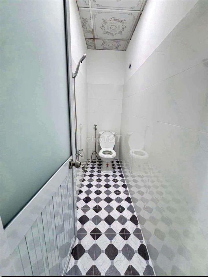 Bán nhà đẹp, 1 trệt, 1 lầu, 2PN, đường Thạnh Lộc 29, Q12