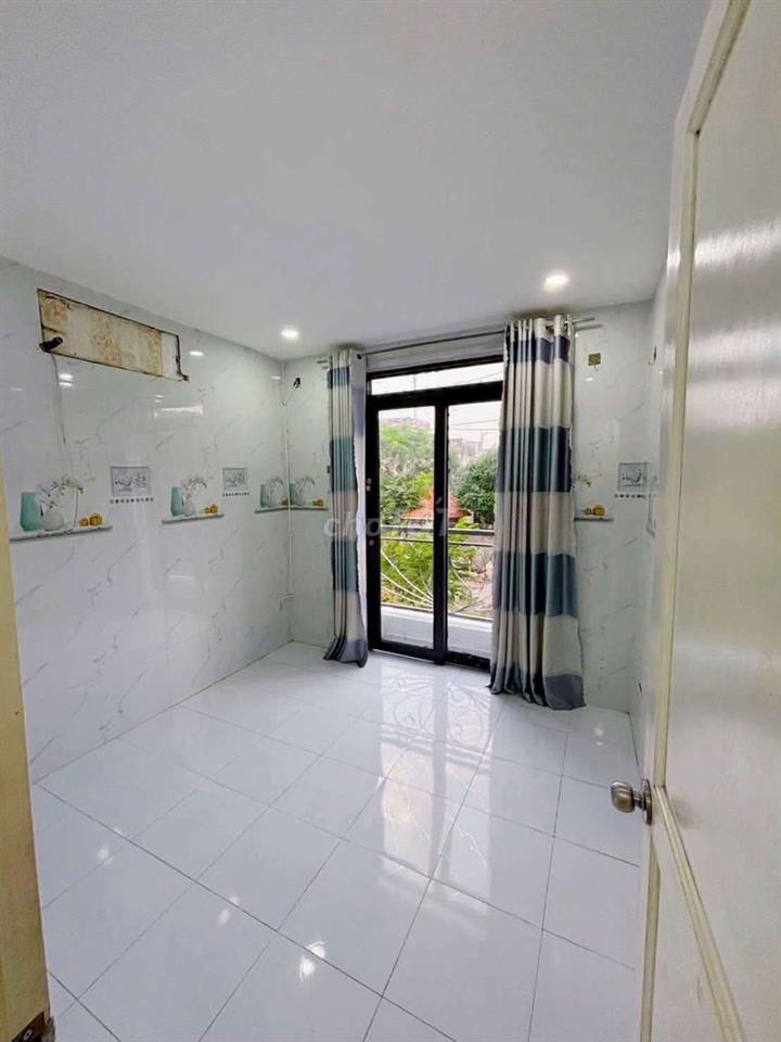 Bán Nhà mới đẹp, trệt, 2 lầu, 2 PN, Thạnh Lộc 19, Q12