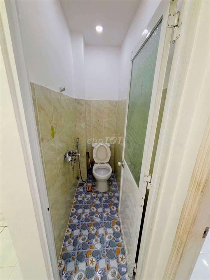 Bán Nhà mới đẹp, trệt, 2 lầu, 2 PN, Thạnh Lộc 19, Q12