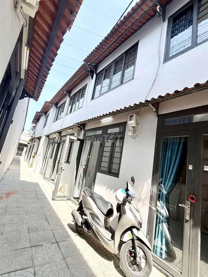 Bán nhà mới đẹp, (3,2 x 9,2m) trệt, 1lầu, đường 3m, Thạnh Lộc 15, Q12