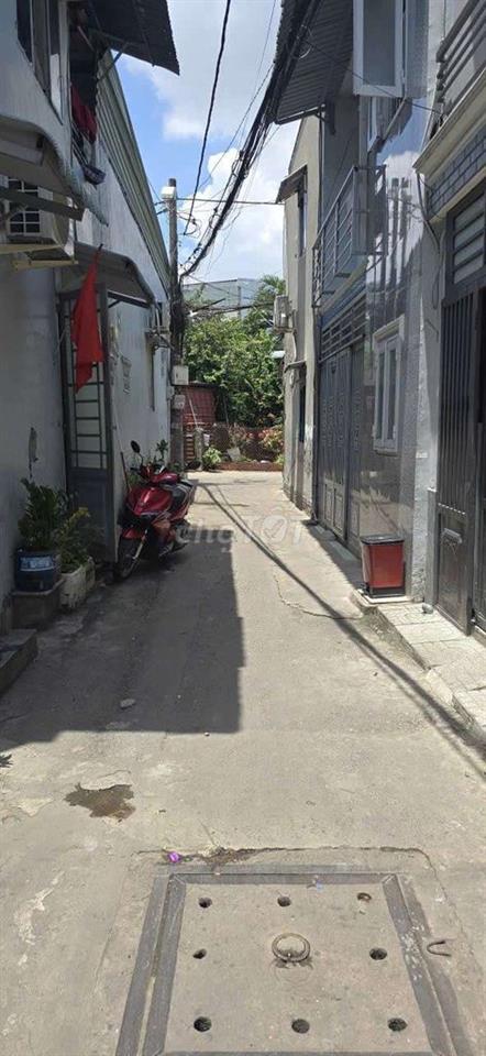 Bán Nhà hẻm ngắn,(3,3 x 9,1), trệt, 1 lầu, đường Hiệp Thành 13 , Q12