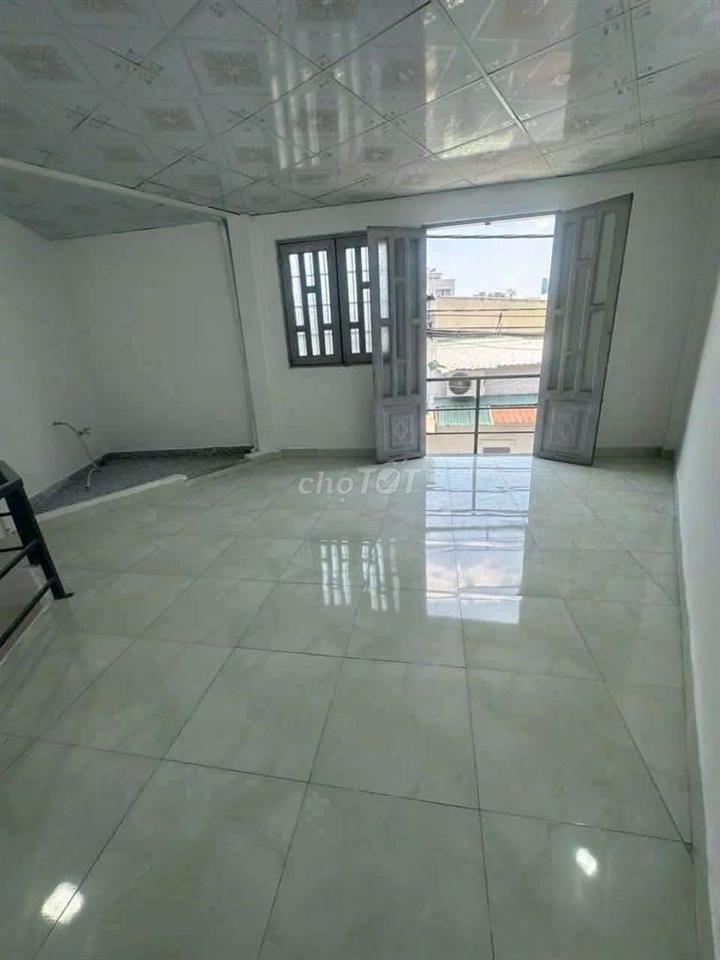 Nhà Mặt tiền đường thông ôtô, (7x6) đúc 1 Lầu, Hiệp Thành 10, Q12