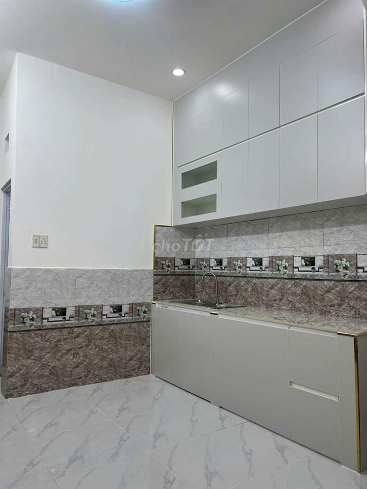 Bán nhà mới (3,6 x11m), đúc 1 trệt, 1lầu, đường rộng Hiệp Thành, Q12