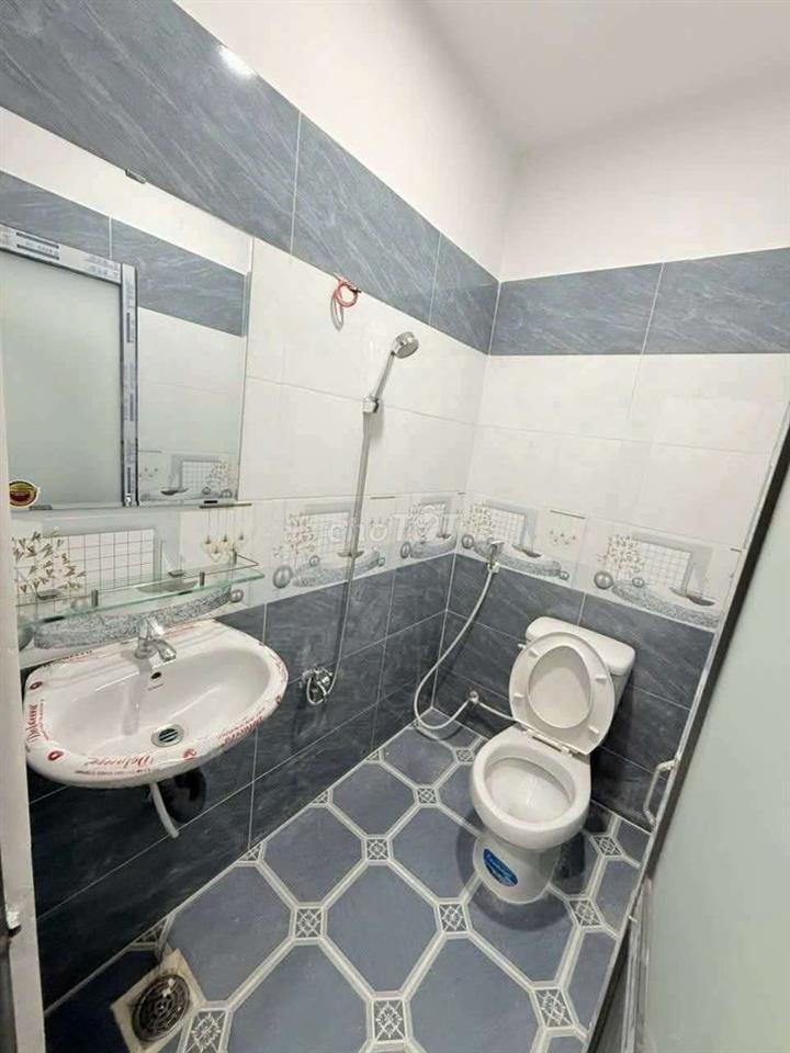 Nhà mới đẹp, hẻm xe hơi thông,(3,3x11), 1lửng, 2PN Thạnh Xuân 52, Q12