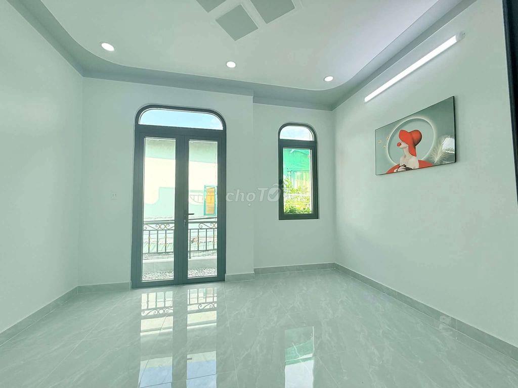 Nhà mới đẹp, (4x 9), 1lầu, 2PN, 2 WC, Thới Tam Thôn 9, Hóc môn