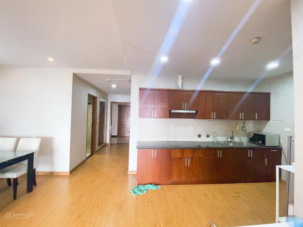 Chính chủ tôi cho thuê cc victoria văn phú  97m2  2 phòng ngủ 2 vệ sinh