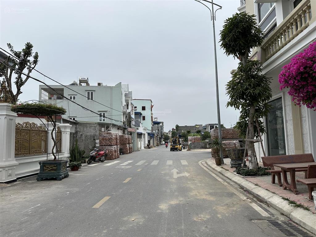 Bán nhà 4 tầng lô góc mặt đường kinh doanh buôn bán tốt dự án golden point, đồng hoà, kiến an