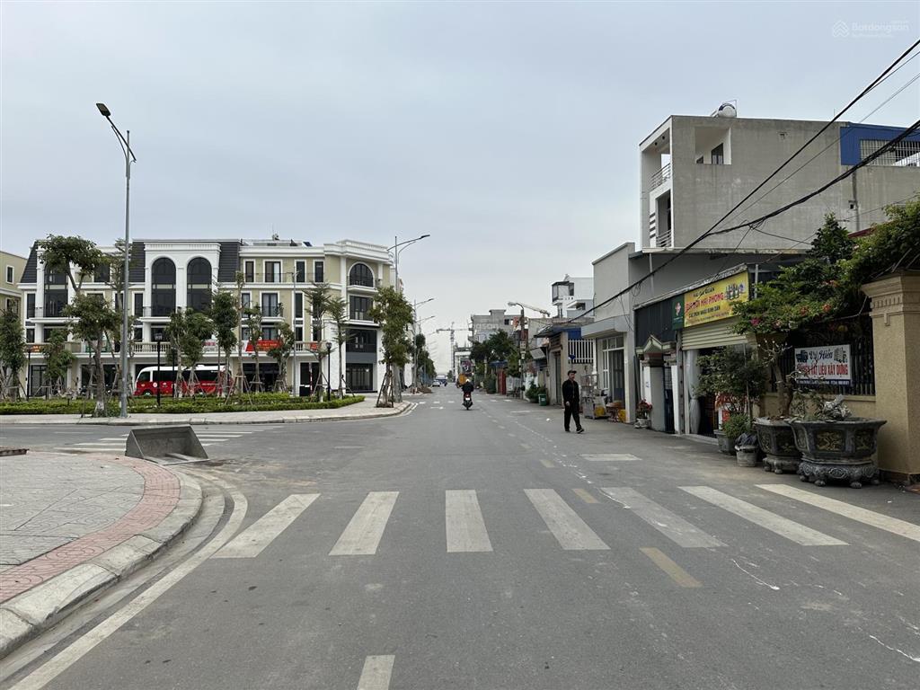 Bán nhà 4 tầng lô góc mặt đường kinh doanh buôn bán tốt dự án golden point, đồng hoà, kiến an