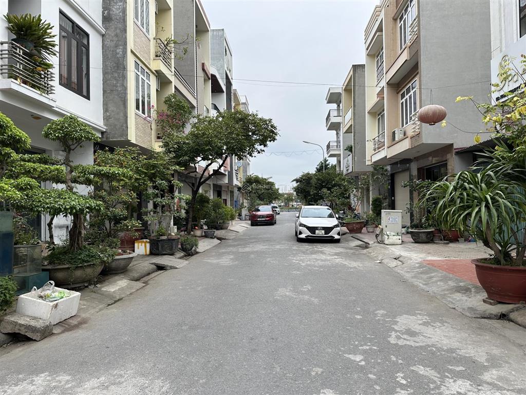 Bán đất icc vĩnh niệm khu 5 cạnh aeon mall 64m vuông vắn, không lỗi lầm, ở hay kinh doanh đều đẹp
