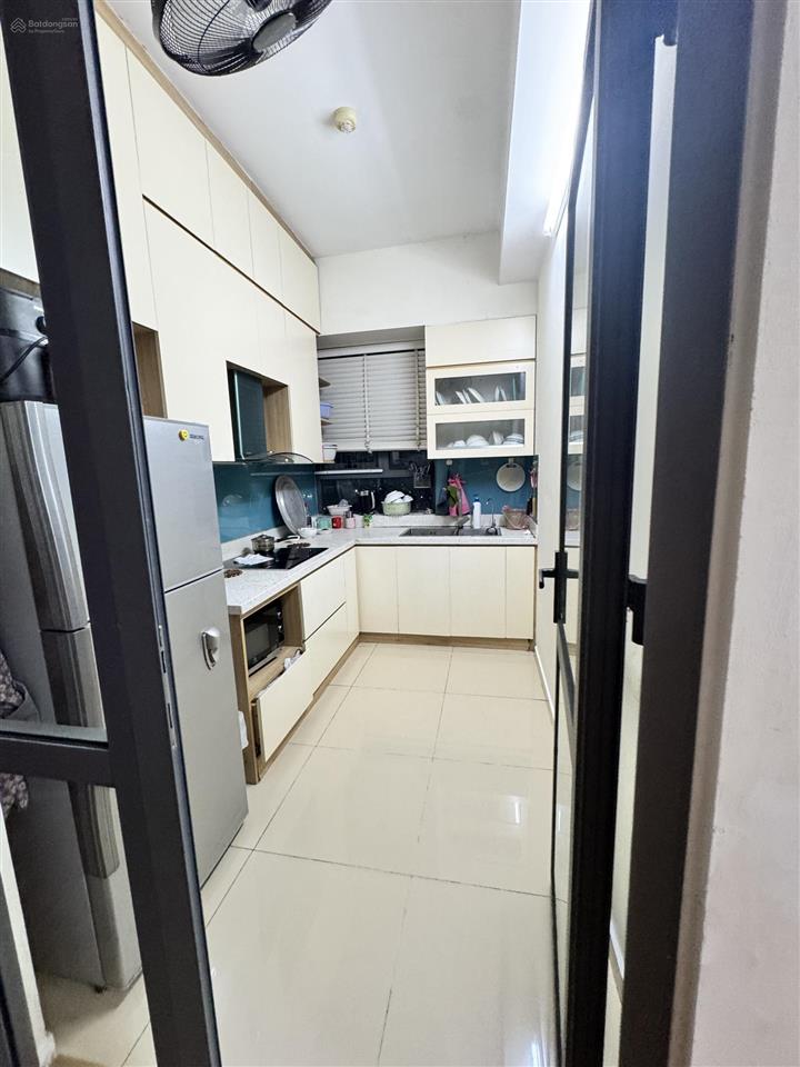Cho thuê căn hộ chung cư 183 hoàng văn thái dt 80m2 2pn 2wc full nội thất 12tr/1 tháng