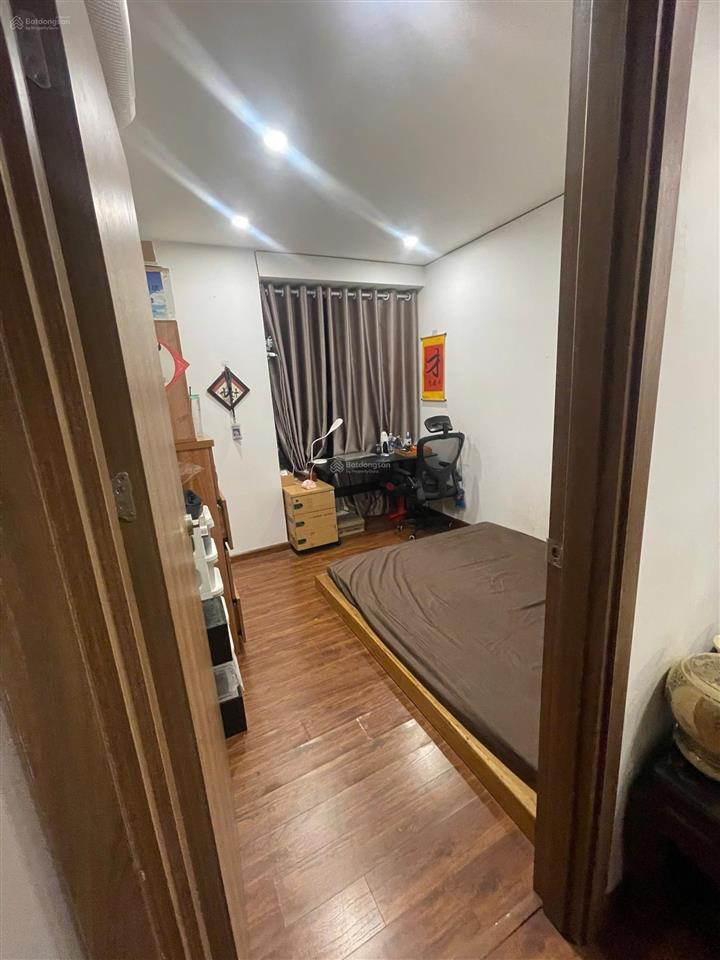 Cho thuê căn hộ chung cư sky central 176 định công, dt 90m2 3pn 2wc full nội thất 14,5tr/1 tháng