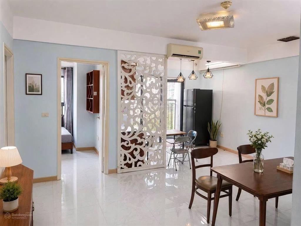 Cho thuê căn hộ chung cư fafilm 19 nguyễn trãi ngã tư sở dt 120m2 3pn 2wc đồ cơ bản 13tr/1 tháng