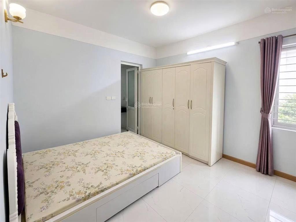 Cho thuê căn hộ chung cư fafilm 19 nguyễn trãi ngã tư sở dt 120m2 3pn 2wc đồ cơ bản 13tr/1 tháng