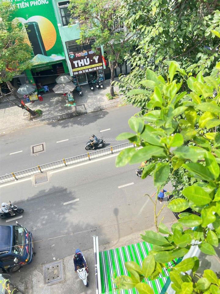 Góc 2 mt nguyễn văn luông p12 q6 dt 6x13 nở hậu 10m giá 23 tỷ