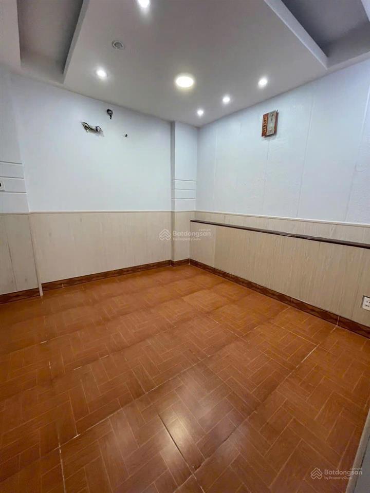 8 tỷ 200 nhà 3 lầu cư xá phú lâm d cách bình phú 1 căn