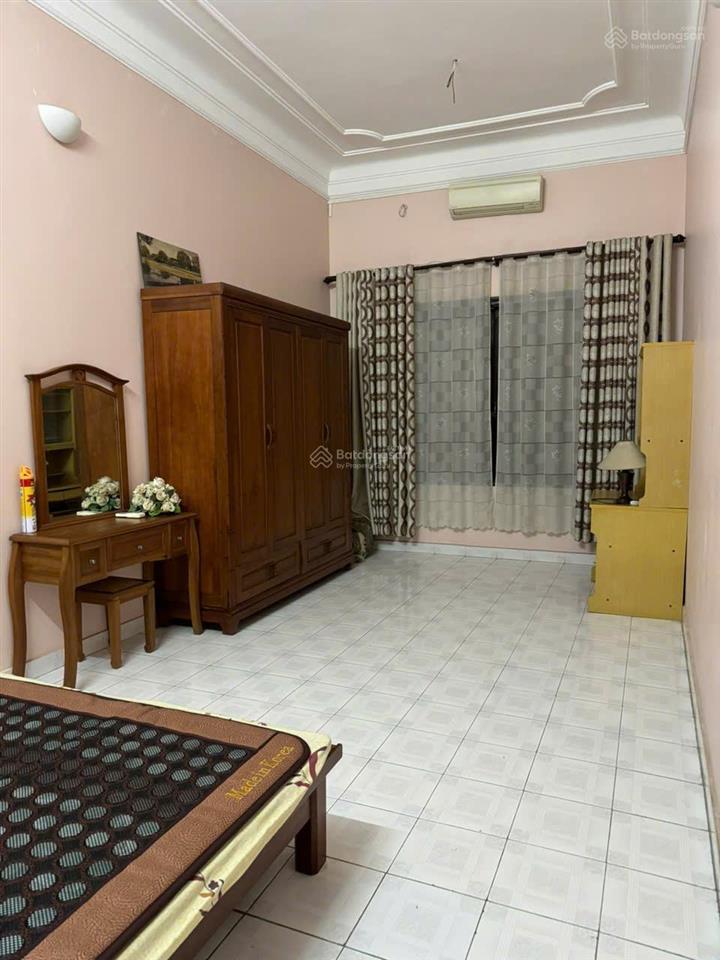 Cho thuê nhà 4 tầng gần bệnh viện tâm anh, long biên,hn  full đồ giá 13tr/tháng   0973 087 ***