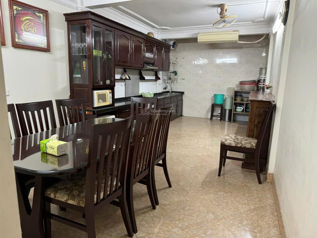 Cho thuê nhà 4 tầng gần bệnh viện tâm anh, long biên,hn  full đồ giá 13tr/tháng   0973 087 ***