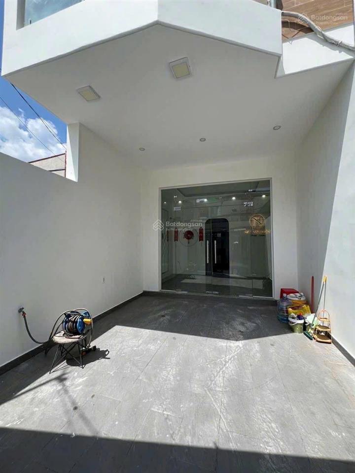 Bán nhà 1 trệt 1 lầu ngay văn hoa villa phường thống nhất (trấn biên) đồng nai. 4,99 tỷ