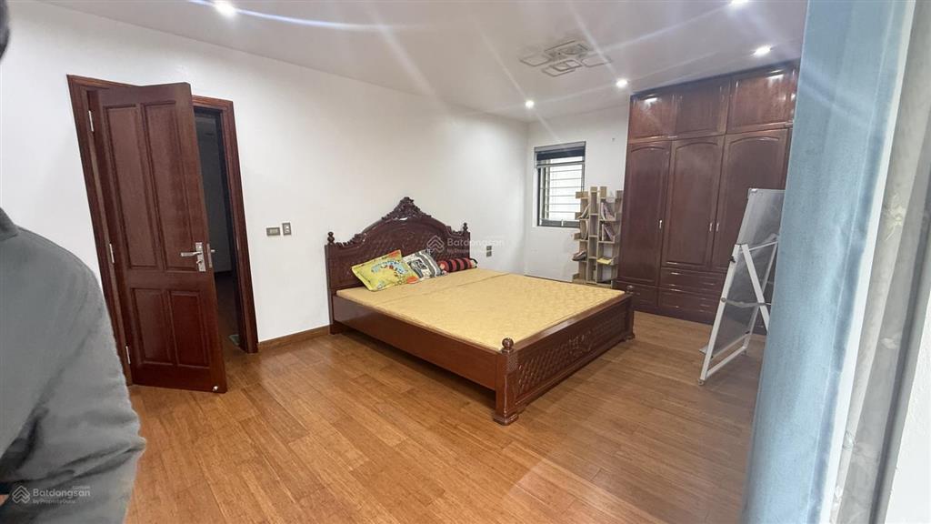 Chính chủ vào sài gòn sinh sống chuyển nhượng gấp căn biệt thự 298 m2 tại khu đô thị hà phong .