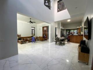 Cho thuê bt 300m2, giá cực chất 15 triệu / m2 tại khu đô thị hà phong, mê linh, hà nội