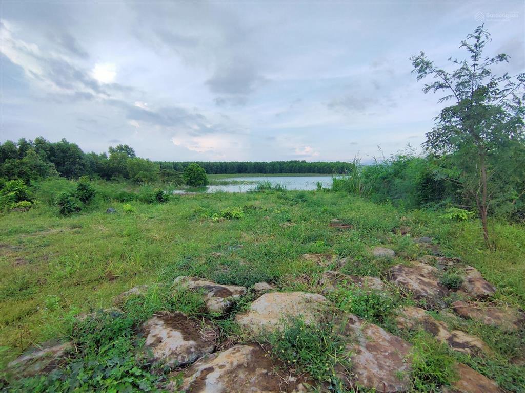 Bán đất giáp hồ sông ray 80m mặt tiền nhựa  giá 5,2 tỷ