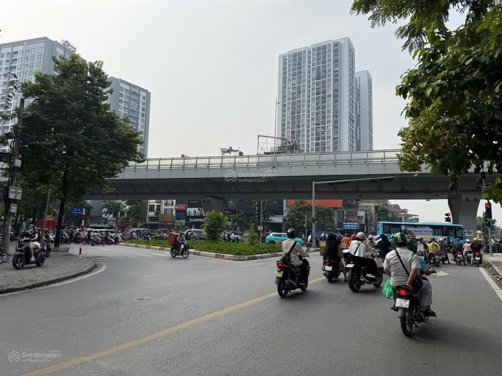 Cho thuê nhà chính chủ tại mặt phố minh khai hà nội dt 400 m