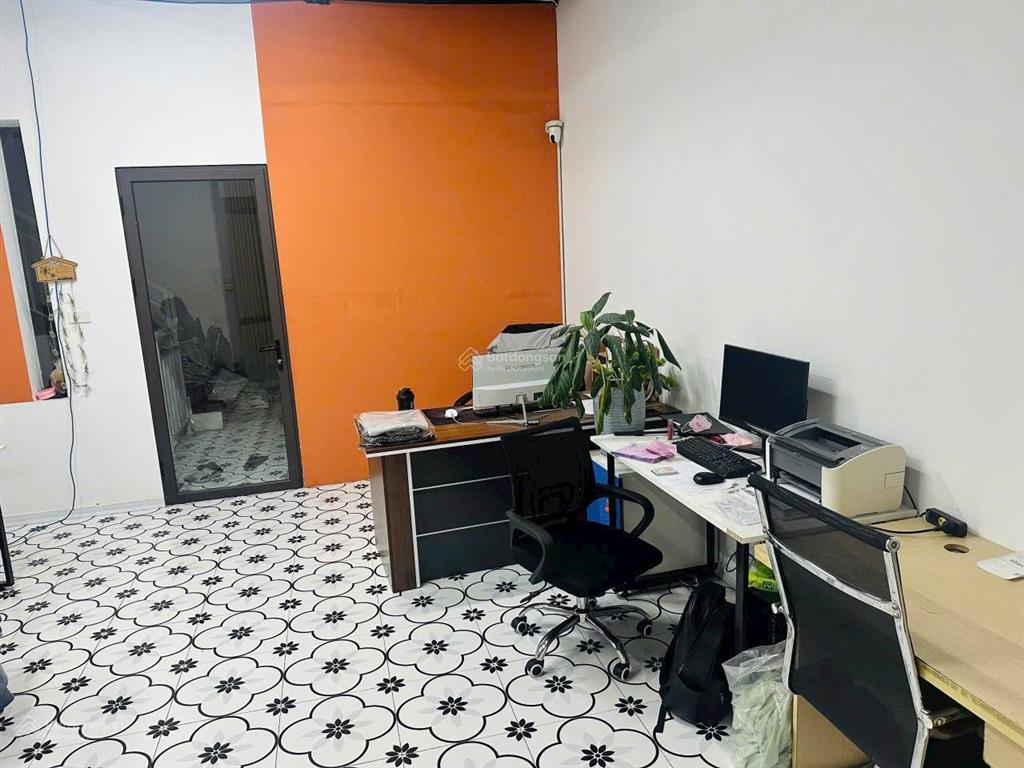 17tr có nhà nguyên căn 4 tầng đã hoàn thiện 2 tầng, khu a geleximco, ngay sát đường thông vinsmart