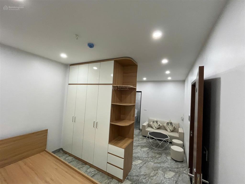 Cho thuê phòng dạng căn hộ mễ trì  mới tinh  siêu thoáng  ngay cổng trung tâm hội nghị quốc gia