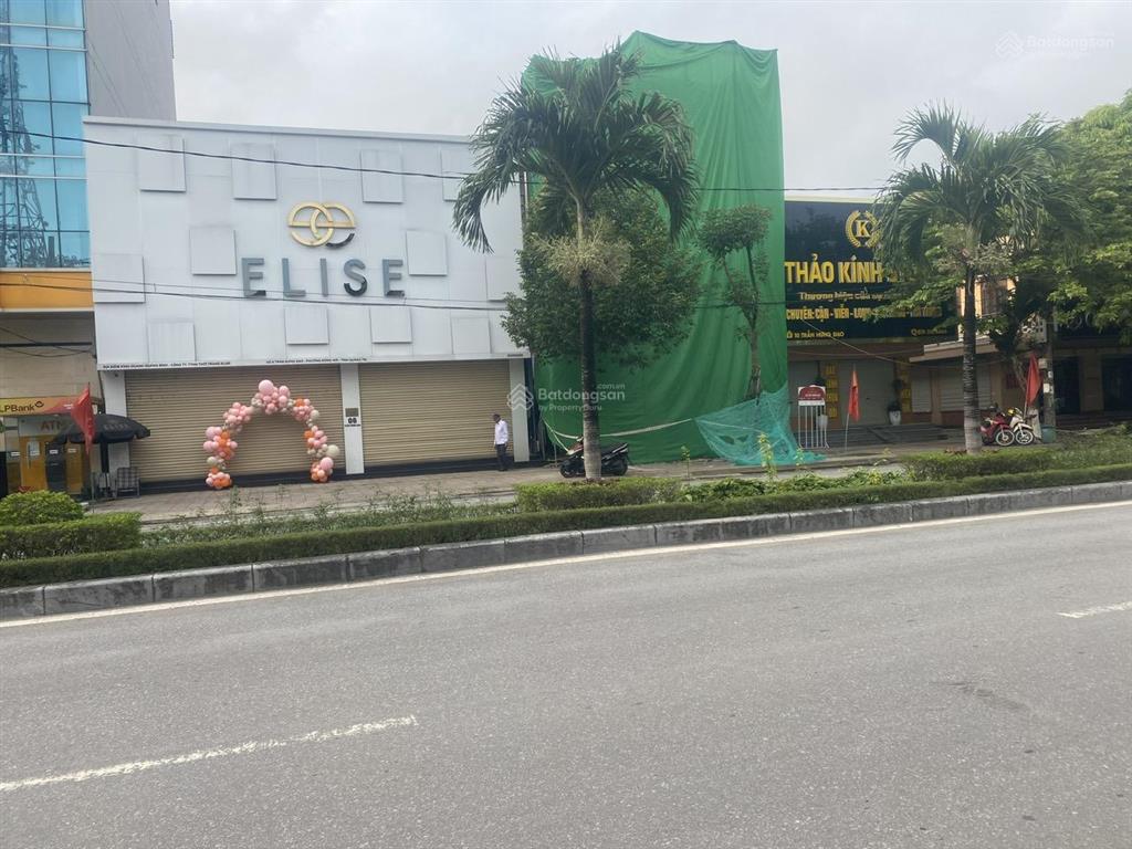 Cho thuê mặt bằng thương mại (tầng 12), mặt tiền 8m, vuông vắn 250m², sàn trống