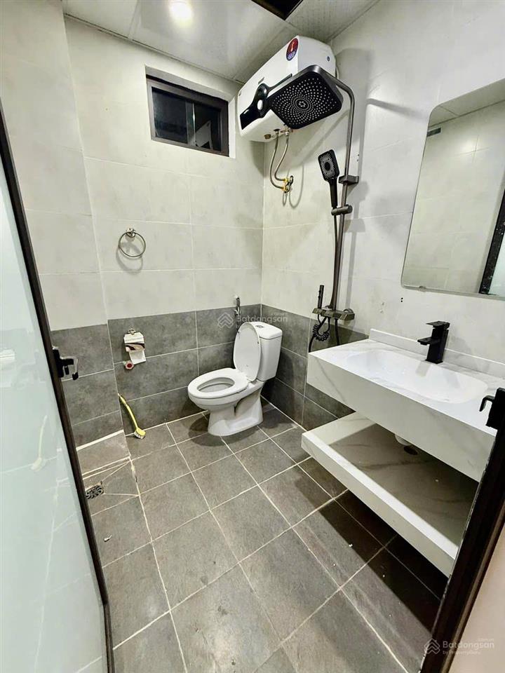 Bán nhà  tầng 2 tập thể yên ngưu  thanh trì  lô góc  ô tô đỗ cửa