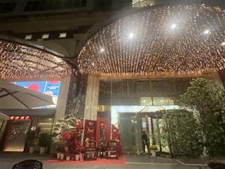 Giá sốc căn hộ view sông hồng 3 ngủ aqua central full nội thất tầng cao giá 1x tỷ. 0914 772 ***