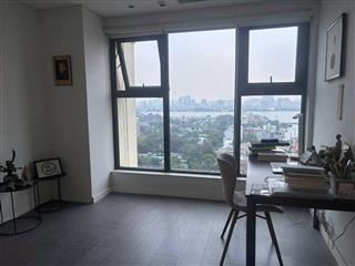 Dleroi Soleil 3 ngủ 146m tầng cao view hồ Tây đầy đủ nội thất giá chỉ 26 tỷ. 0914772279 
